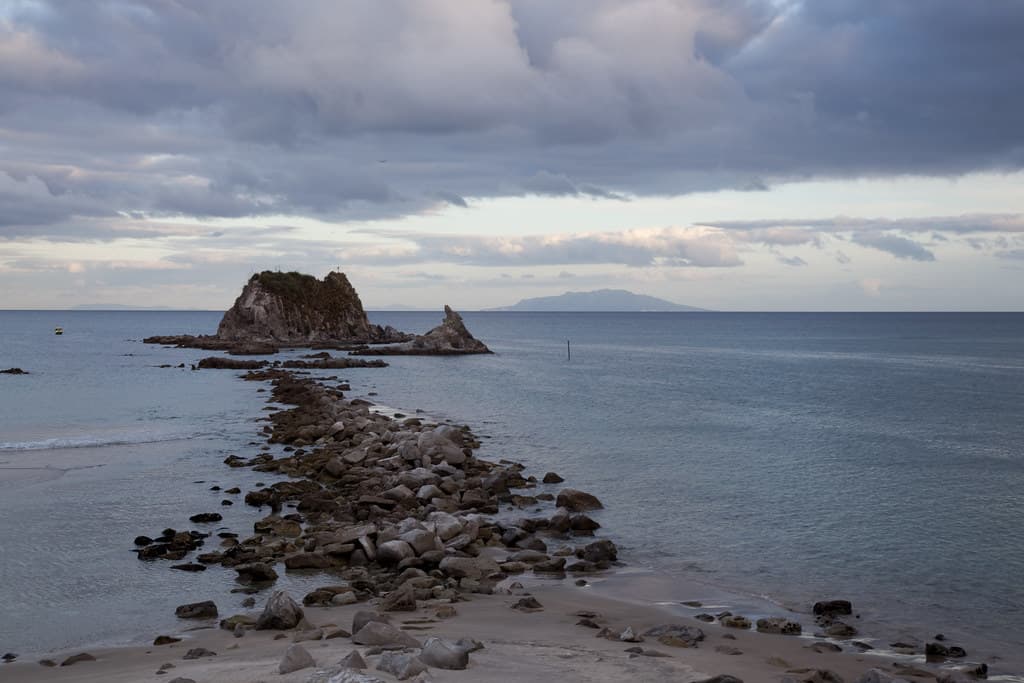Sentinel Rock, Mangawhai Beach