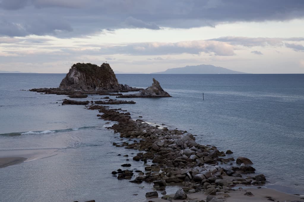 Sentinel Rock, Mangawhai Beach