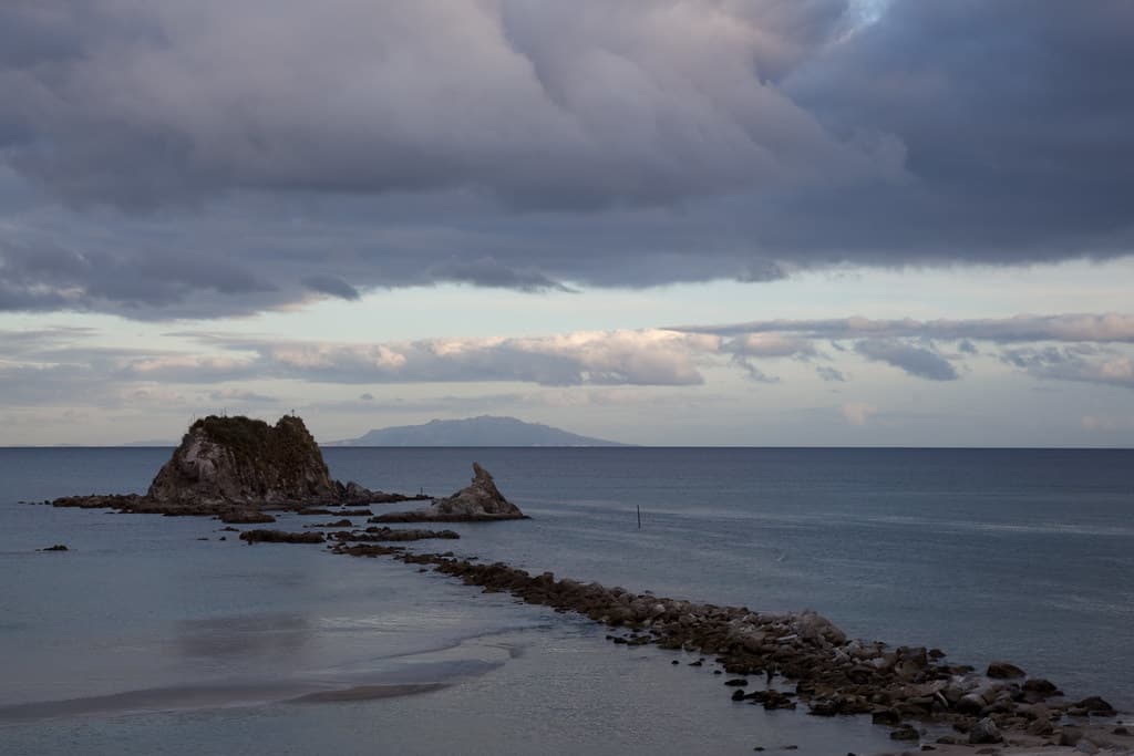 Sentinel Rock, Mangawhai Beach
