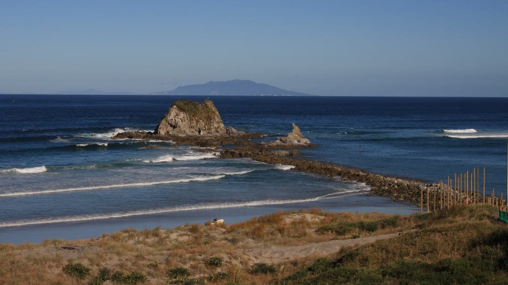 Sentinel Rock, Mangawhai Heads
